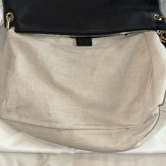 Pre owned Gucci black leather bag with interlocking G logo - Picture 6 of 14